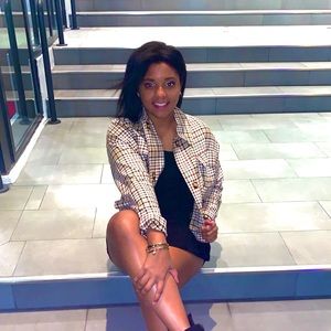 Meet your Posher, Chynna